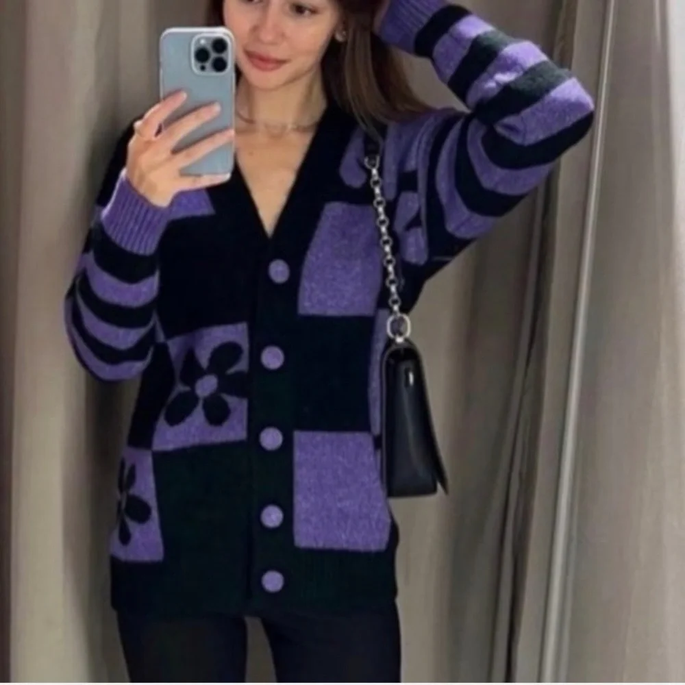 Zara Purple Black Checkered Flower Jacquard Knit Oversized Cardigan Sweater S - Picture 5 of 5